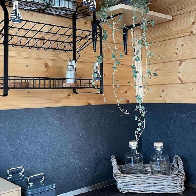 Aquachill Houseboat & Wellness Hotel Liptovsky Trnovec Ngoại thất bức ảnh