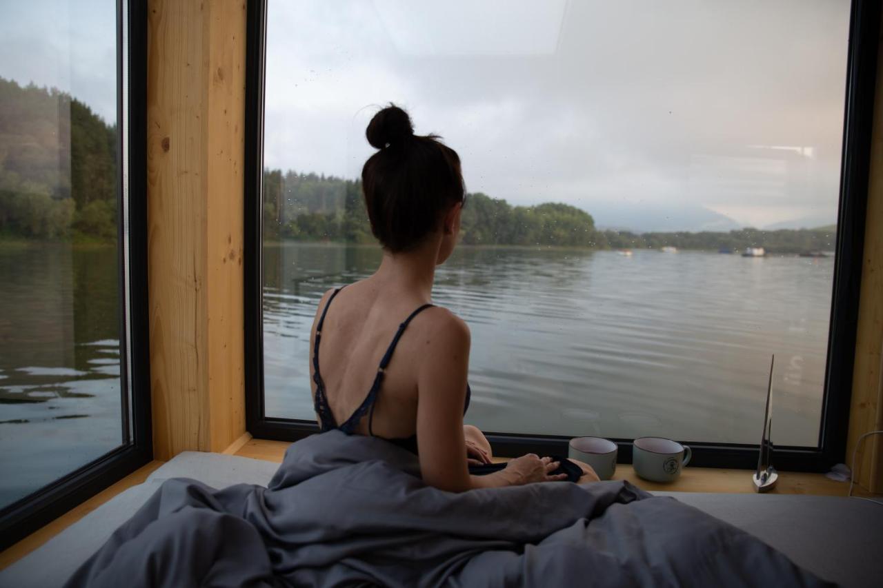 Aquachill Houseboat & Wellness Hotel Liptovsky Trnovec Ngoại thất bức ảnh