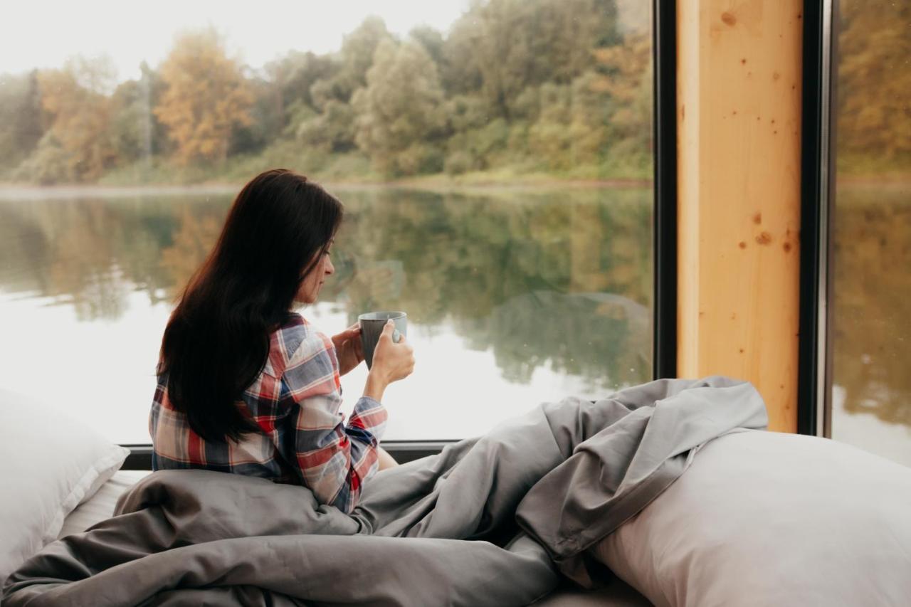 Aquachill Houseboat & Wellness Hotel Liptovsky Trnovec Ngoại thất bức ảnh